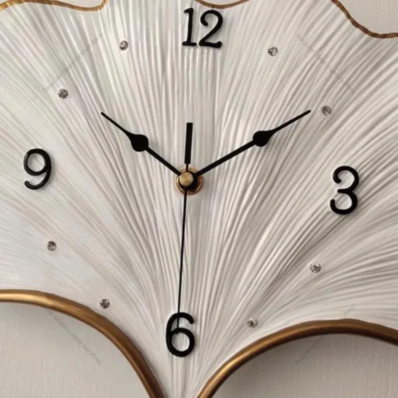 モダンな装飾壁時計アート壁画寝室高級サイレント壁時計電子シン - Resin Art Clock のレビューと価格